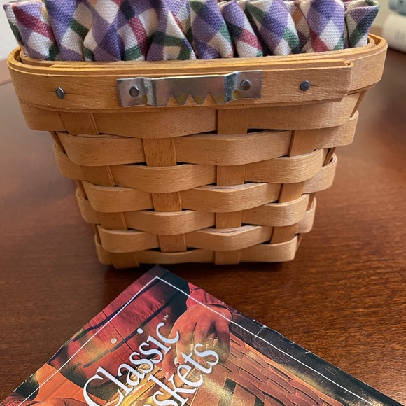 Longaberger Baskets Tea & Oregano like new condition - Picture 5 of 8